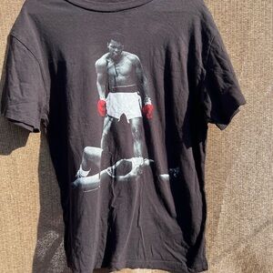 Muhammad Ali Signature Trademark Men’s Black T Shirt Boxing Tee Sz LARGE